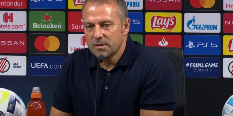 Trener Bayernu Monachium Hansi Flick stwierdził, że Robert Lewandowski jest najlepszym napastnikiem na świecie.