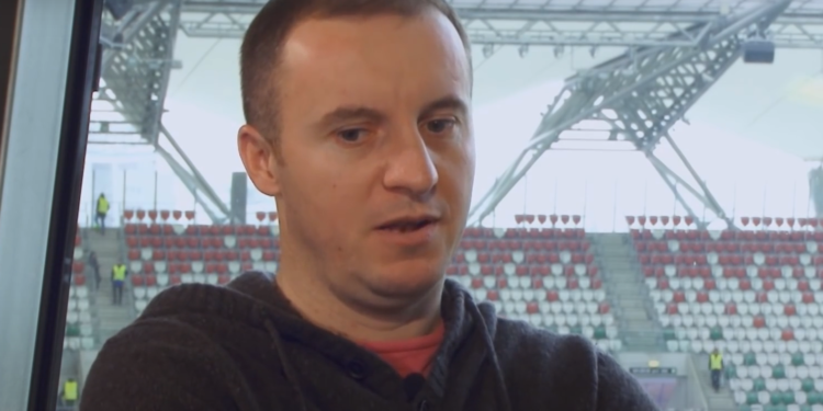 Trener Legii Warszawa Aleksandar Vuković został zdymisjonowany, nowy szkoleniowcem Mistrzów Polski ma zostać Czesław Michniewicz.