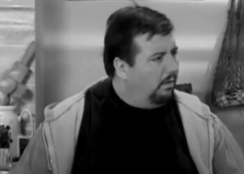 Nie żyje Dariusz Gnatowski, aktor znany najbardziej z serialu "Świat według Kiepskich" jako "Boczek" miał 59 lat , czy to koronawirus?