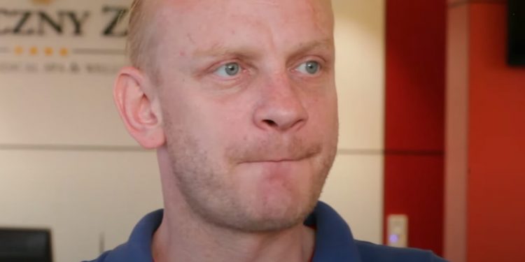 Bartosz Żukowski, czyli znany z serialu "Świat według Kiepskich" Waldek, bierze rozwód, teraz jego żona zdobyła się na szokujące wyznanie.