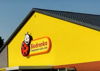 Biedronka wygrała proces o naruszenie dóbr osobistych, byli pracownicy będą musieli zapłacić wielkie pieniądze. Rozpoczęła się zbiórka.