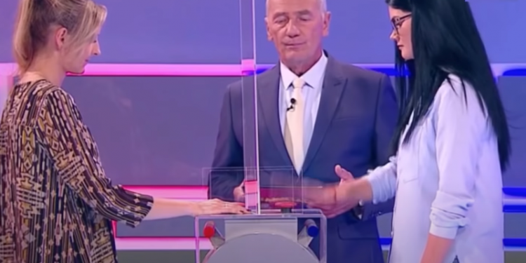 W Familiadzie zdarzyła się wpadka, nie zorientował się nawet Karol Strasburger, po emisji TVP musiał wyjaśniać całe zajście