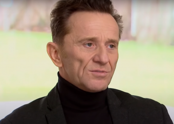 Czy Paweł Wilczak po swoim wielkim powrocie w kontynuacji serialu "Usta Usta" ogłosi koniec kariery aktorskiej? Wiele na to wskazuje.