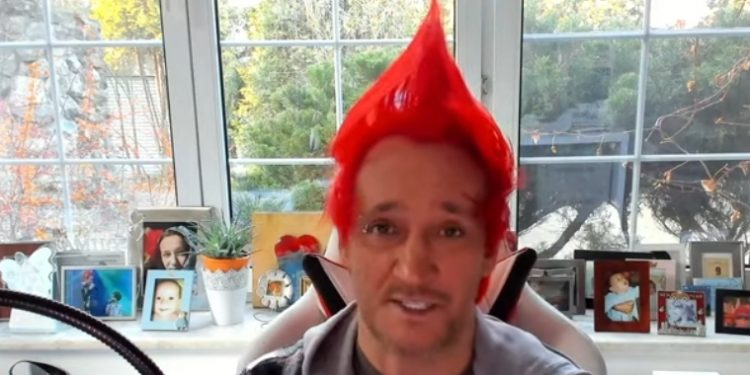 Michał Wiśniewski, lider zespołu "Ich Troje" w serwisie Instagram pokazał zdjęcie swoich rodziców. O rodzinie piosenkarz wypowiada się rzadko