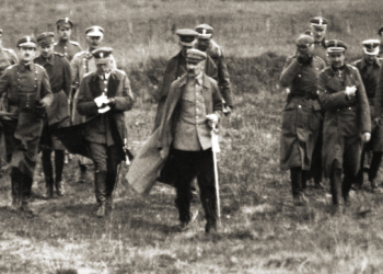 Alkohol od zawsze towarzyszył żołnierzom na wojnie, był ukojeniem czy zabijał nudę, Polacy nie byli tu wyjątkiem, opowiem jak pili na froncie