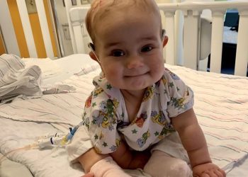 9 miesięczna córka dziennikarzy nie żyje, Andrew Kaczynski z CNN i Rachel Louise Ensign z "Wall Street Journal" przekazali smutne wieści.