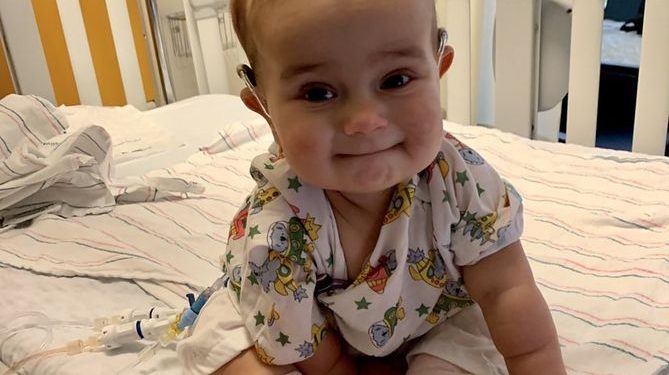 9 miesięczna córka dziennikarzy nie żyje, Andrew Kaczynski z CNN i Rachel Louise Ensign z "Wall Street Journal" przekazali smutne wieści.