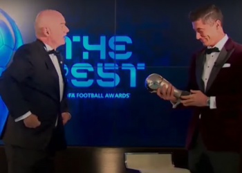 Piłkarz Roku FIFA, Robert Lewandowski zdobył tę nagrodę z dużą przewagą nad konkurentami, na komentarz w tej sprawie zdecydował się Olisadebe