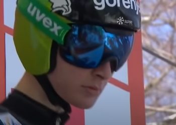 Skandal w Planicy, skoczek Timi Zajc, który dzien wcześniej zaatakował sztab szkoleniowy został wyrzucony z kadry i Mistrzostw Świata