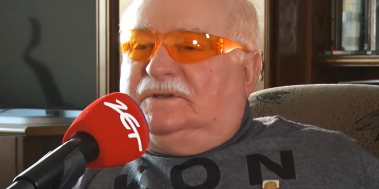 Lech Wałęsa wyznał w jednym z ostatnich wywiadów, że te święta Bożego Narodzenia są bardzo ciężkie, były prezydent jest bankrutem.