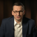 Premier Mateusz Morawiecki informuje na swoim profilu w serwisie Facebook, że szczepienia przeciw COVID-19 przebiegają pomyślnie.