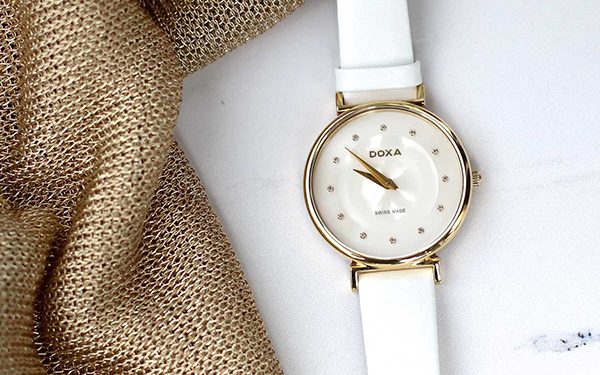 Eleganckie zegarki Doxa do pracy dla kobiet – TOP 5