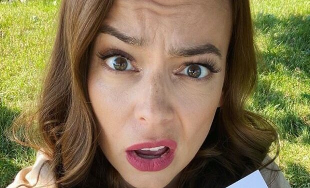 Mucha pokazała się zupełnie nago. Ludzie nie dowierzali patrząc na to