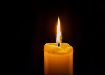 Bezczel nie żyje, polski raper, muzyk MC. Żegnają go koledzy z branży. Nie wiadomo jeszcze co było przyczyną śmierci. Polska w żałobie