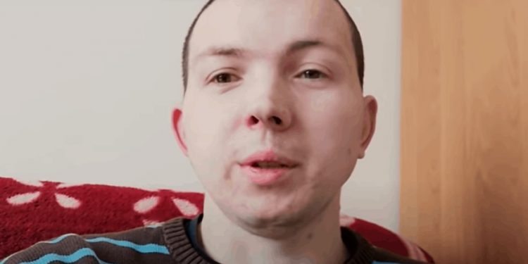 Jaruś z programu „Chłopaki do wzięcia” nago na nagraniu! Teraz się tłumaczy