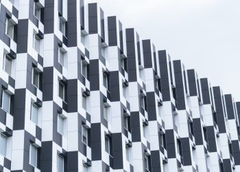 W jaki sposób indeks VIX może wpływać na instrumentów pochodnych?