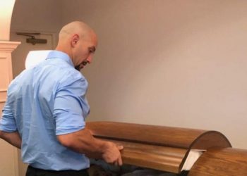 Zach Kincaid w jednej chwili stracił tak wiele, że ciężko to sobie wyobrazić. W ciągu kilku chwil jedno zdarzenie wywróciło jego życie do góry nogami. Jednak to co zrobił budzi do tej pory kontrowersje.