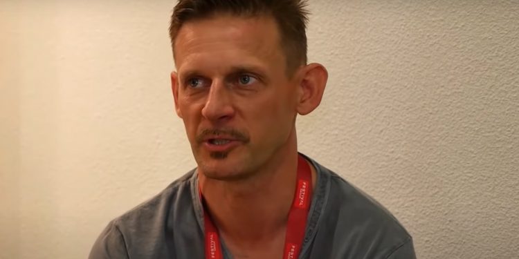 Michał Wójcik z „Ani Mru Mru” stracił prawie milion złotych! Ujawniono koszmar