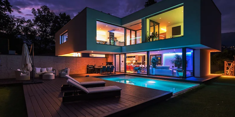 Dlaczego każdy dom powinien być inteligentnym domem? Jak system inteligentnego sterowania wpływa na Twój komfort i bezpieczeństwo?